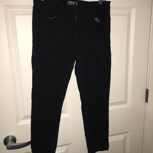 HOST PICK! PAIGE JEANS Jegging Skinny Leg Jeans